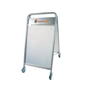 Gatupratare-med-logotyp-och-hjul